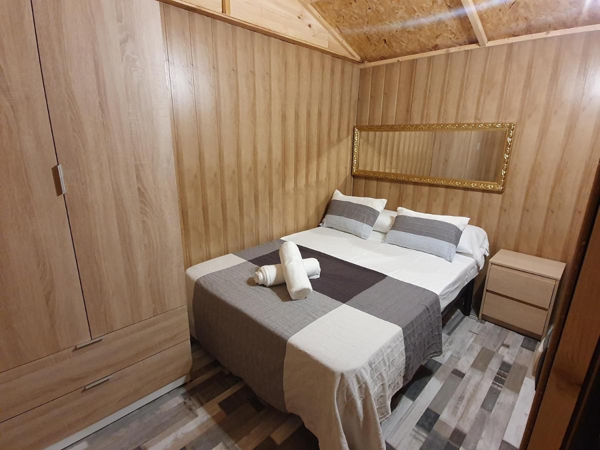 La Chocita De Tortosa Hotel Bagian luar foto